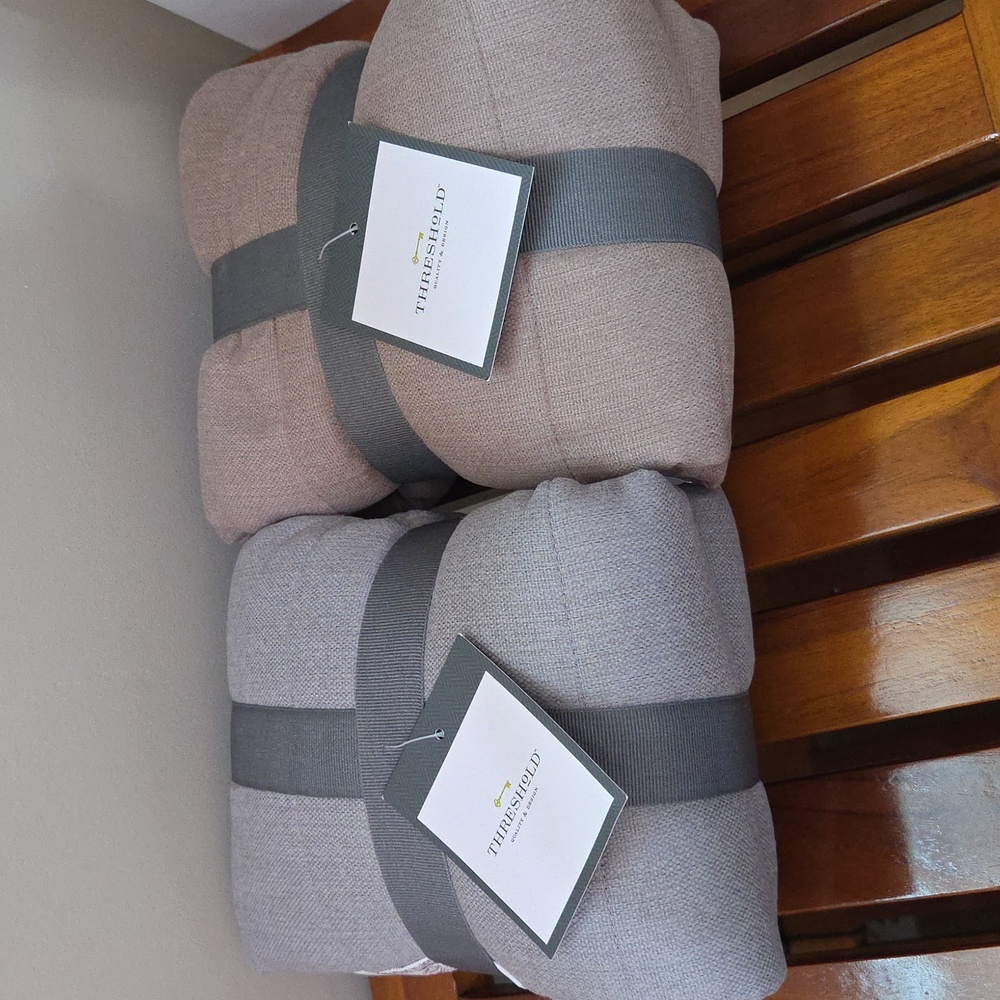 Threshold Standard Sham Size 20in x 26in Gray Or Brown.